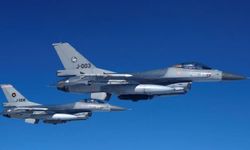 Danimarka, Ukrayna'ya F-16 göndermeyi erteledi