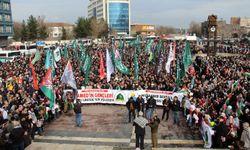 Peygamber Sevdalılarının düzenlediği Büyük Filistin Yürüyüşü etkinliği yoğun katılımla gerçekleşti