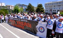 Van’da "eğitimde şiddet" olayları protesto edildi