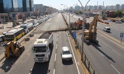 Şanlıurfa Bulvarı'nda trafik çileye dönüştü