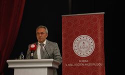 "Yeni müfredat manevi ve insani değerleri de kapsayan bütüncül bir yapıdır"