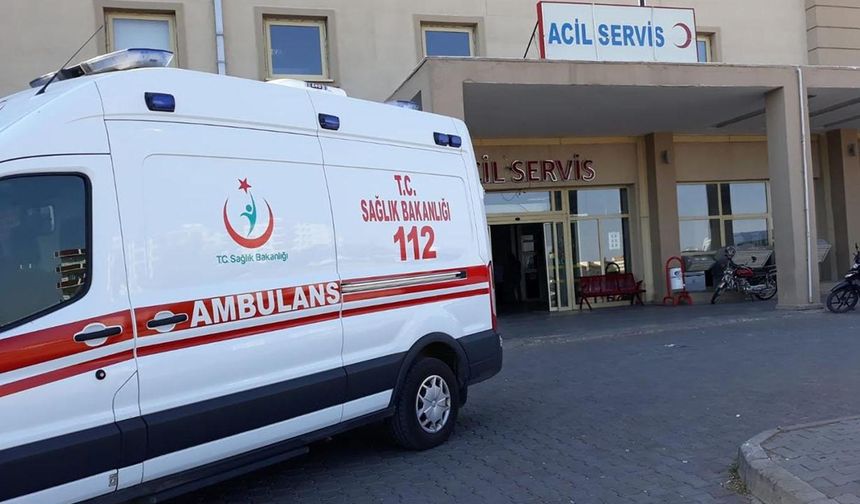 Van'da askeri araç devrildi: 11 asker yaralandı